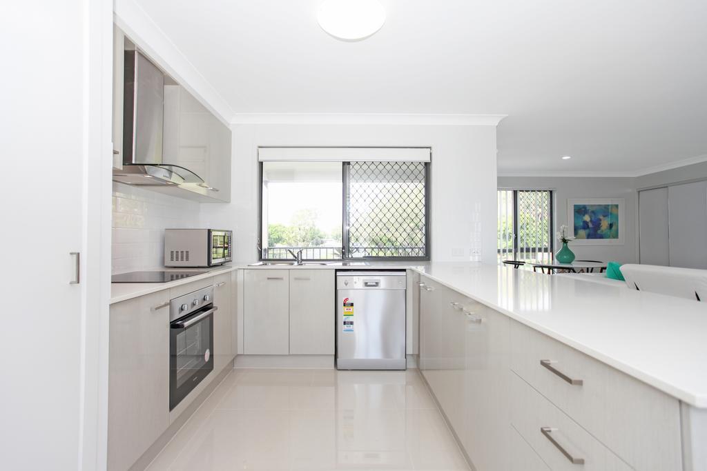 Beach Breeze Holiday House Mackay Exterior foto